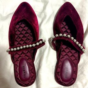 Burgundy velvet pearl slides